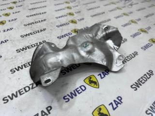 Тепловой экран Volvo V40 2016