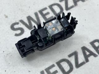 Плафон подсветки салона Volvo V40 2016