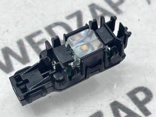 Плафон подсветки салона Volvo V40 2016