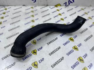 Патрубок левый Volvo S80