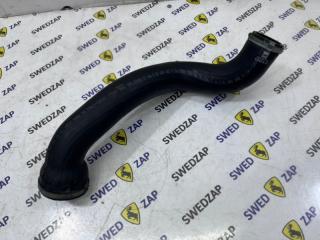 Патрубок левый Volvo S80