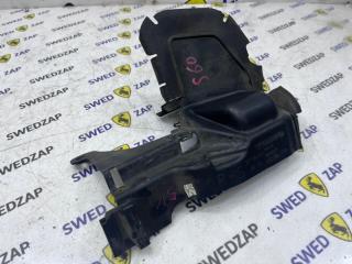 Воздуховод радиатора правый Volvo S60