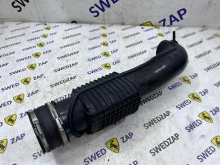 Патрубок впускного коллектора Volvo XC70 2015