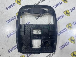 Кронштейн плафона Volvo S80 10