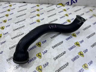 Патрубок левый Volvo S80