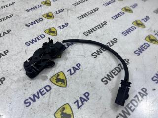 Замок капота левый Volvo ХС40 контрактная Замок капота левый Volvo ХС40