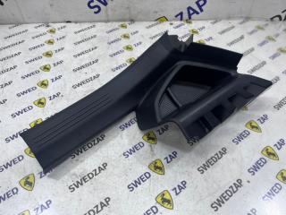 Внутренняя накладка порога задняя правая Volvo ХС40