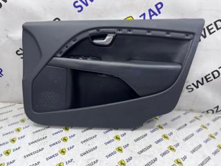 Дверная карта передняя правая Volvo XC70 2010