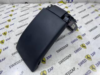 Крышка подлокотника Volvo XC70 2010 контрактная Крышка подлокотника Volvo XC70 2010