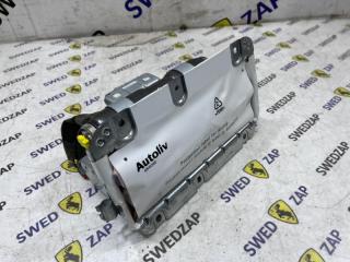 Подушка в торпеду Volvo S80 2008