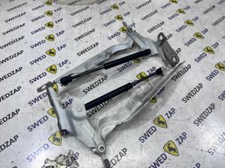 Петли капота Volvo XC60 2014