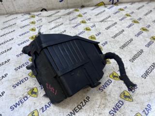 Блок предохранителей под капот Volvo S80 2008