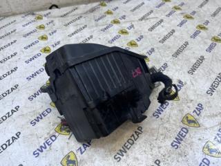 Блок предохранителей под капот Volvo S80 2010