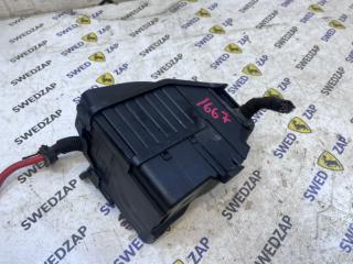 Блок предохранителей под капот Volvo S80 2009