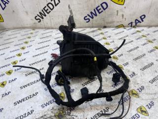 Блок предохранителей под капот Volvo XC70 2008