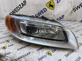 Фара поворотная правая Volvo S80 2009