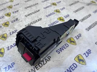 Замок спинки сиденья задний правый Volvo XC70 2010