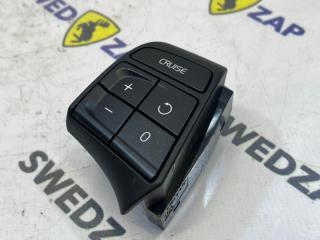 Кнопки на руль Volvo S80 2010