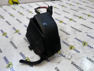 Блок предохранителей под капот Volvo S80 2009