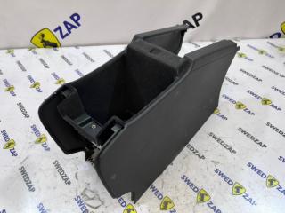 Подлокотник Volvo S60 2014