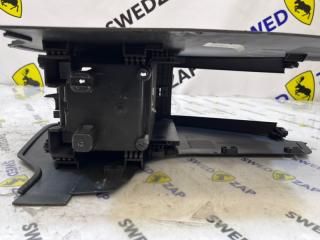 Подлокотник S60 2014 B6304T4 Подлокотник S60 2014 B6304T4