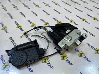 Замок двери багажника Volvo XC70 2010