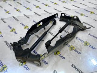 Петли капота Volvo S80 2010