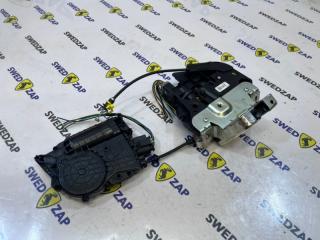 Замок двери багажника Volvo XC70 2008