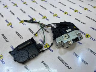 Замок двери багажника Volvo XC70 2008