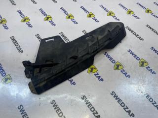 Кронштейн фары передний левый Volvo S80 2008