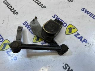 Датчик положения кузова задний правый Volvo S80 2009