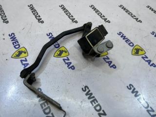 Датчик положения кузова передний правый Volvo S80 2008