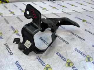 Кронштейн гур Volvo S80 2014