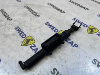 Форсунка омывателя фары левая Volvo S80 2010 контрактная Форсунка омывателя фары левая Volvo S80 2010