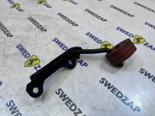 Кронштейн глушителя Volvo XC60 2015