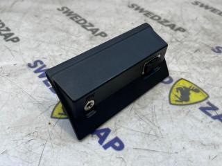 Блок USB Volvo S80 2009