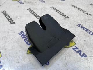 Накладка замка багажника Volvo S80 2014