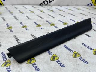 Накладка на порог салона передняя правая Volvo S80 2010