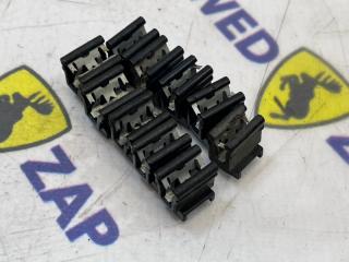 Запчасть фиксаторы проводки Volvo S80 2014