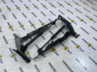 Петли капота Volvo S60 2014