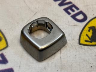 Накладка Volvo S80 2008 контрактная Накладка Volvo S80 2008