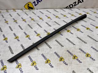 Молдинг лобового стекла левый Volvo XC70 2008