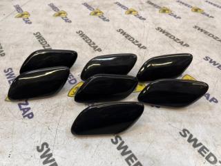 Крышка омывателя передняя левая Volvo XC70