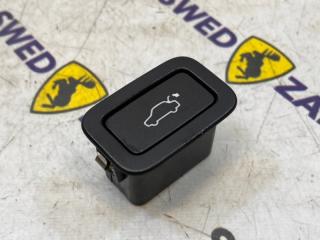 Кнопка багажника Volvo XC70 2010