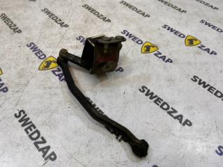 Датчик положения кузова передний правый Volvo XC70 2008