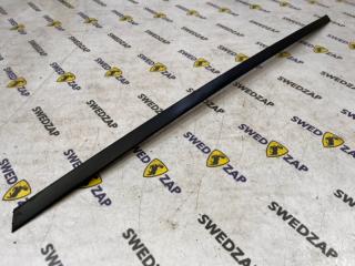 Молдинг лобового стекла передний правый Volvo S80 2010