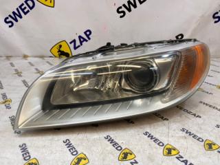 Фара поворотная левая Volvo XC70 2009