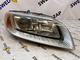 Фара поворотная передняя правая Volvo S80 2010
