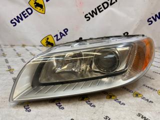 Фара поворотная передняя левая Volvo XC70 2011