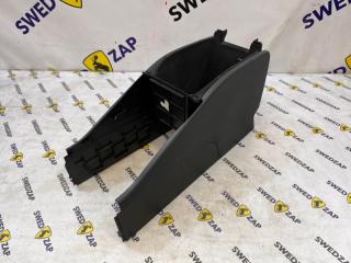 Подлокотник Volvo XC70 2008